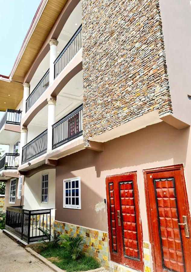 Douglas Luxury Apartments At Douglas Court, Adenta, Accra Exterior foto